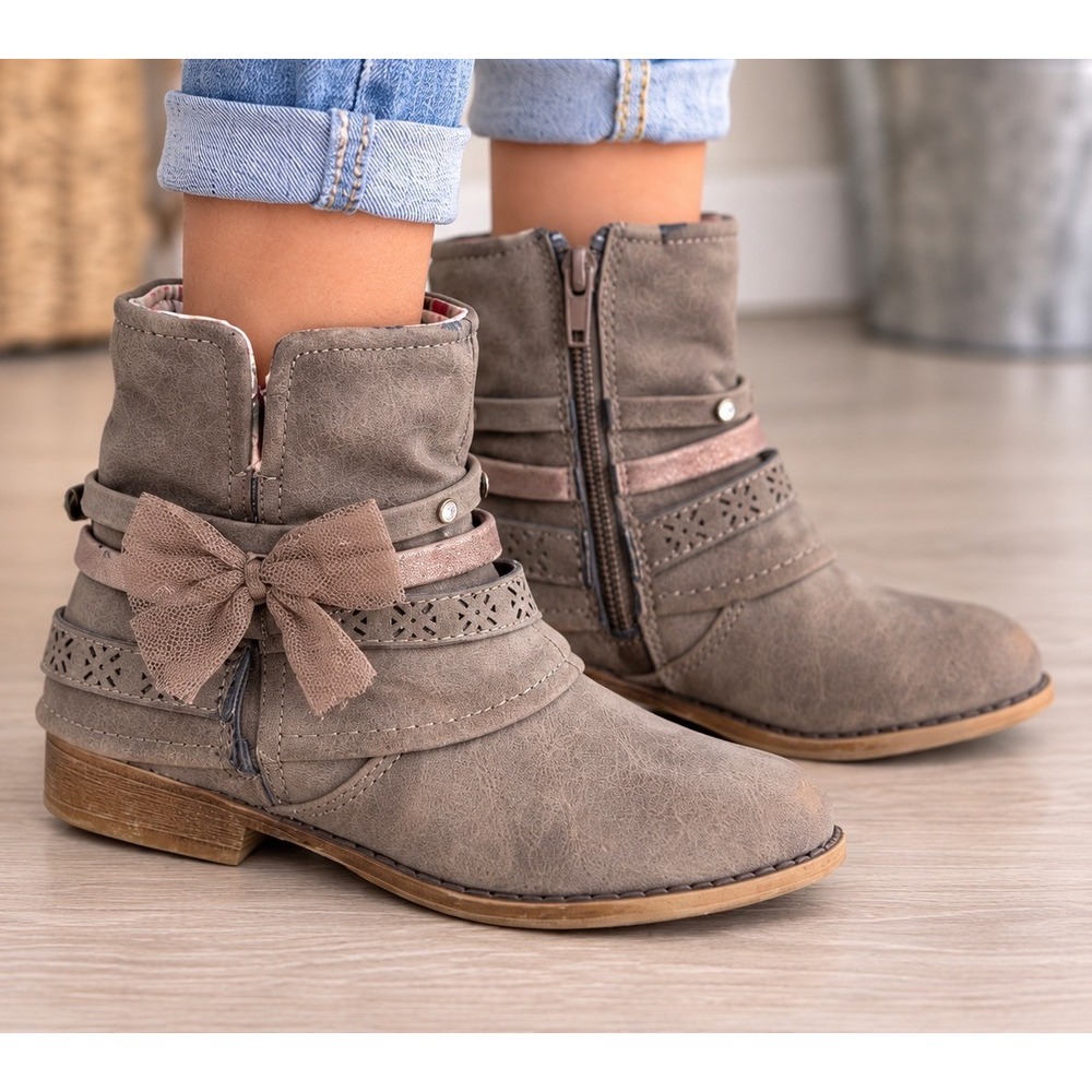 Jellypop Girls Faux Leather Ankle Booties Sz 9M Gray Rhinestone Bow Strappy Boho